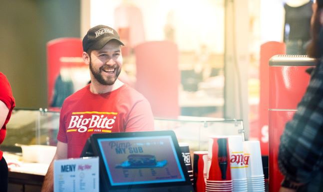 Anders-Big-Bite-